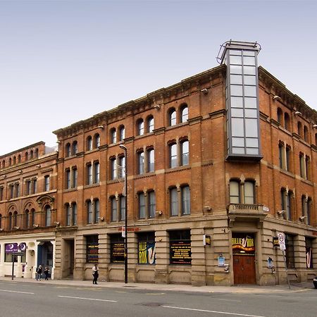 Premier Inn Manchester City Centre Exterior photo